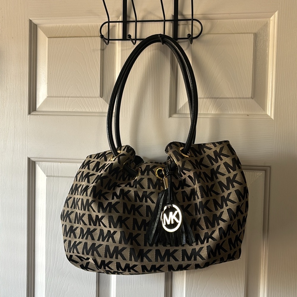 Authentic mk purse